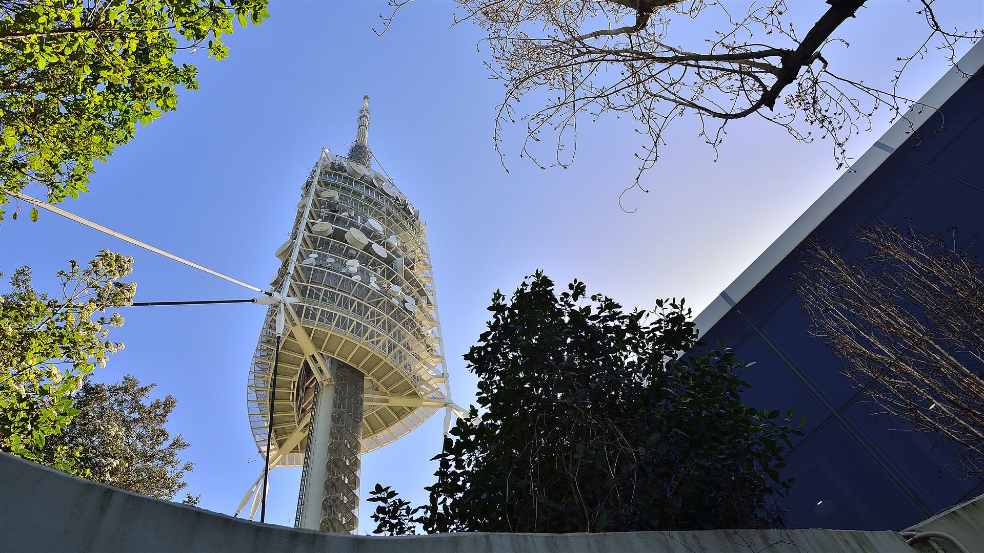 Xarxa Oberta conecta con una segunda ruta de FO la torre de Collserola